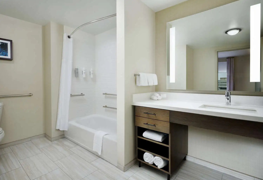 Homewood Suites By Hilton Louisville Downtown