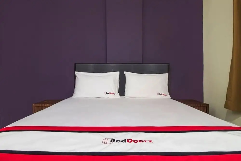 RedDoorz @ Karet Kuningan