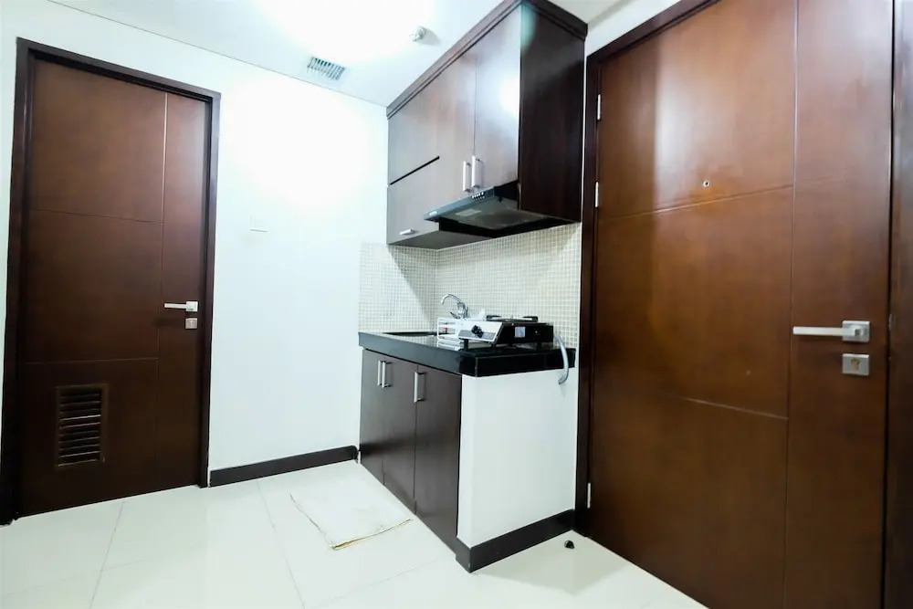 1BR Sky Terrace Lagoon Condo Apartment near Daan Mogot Mall