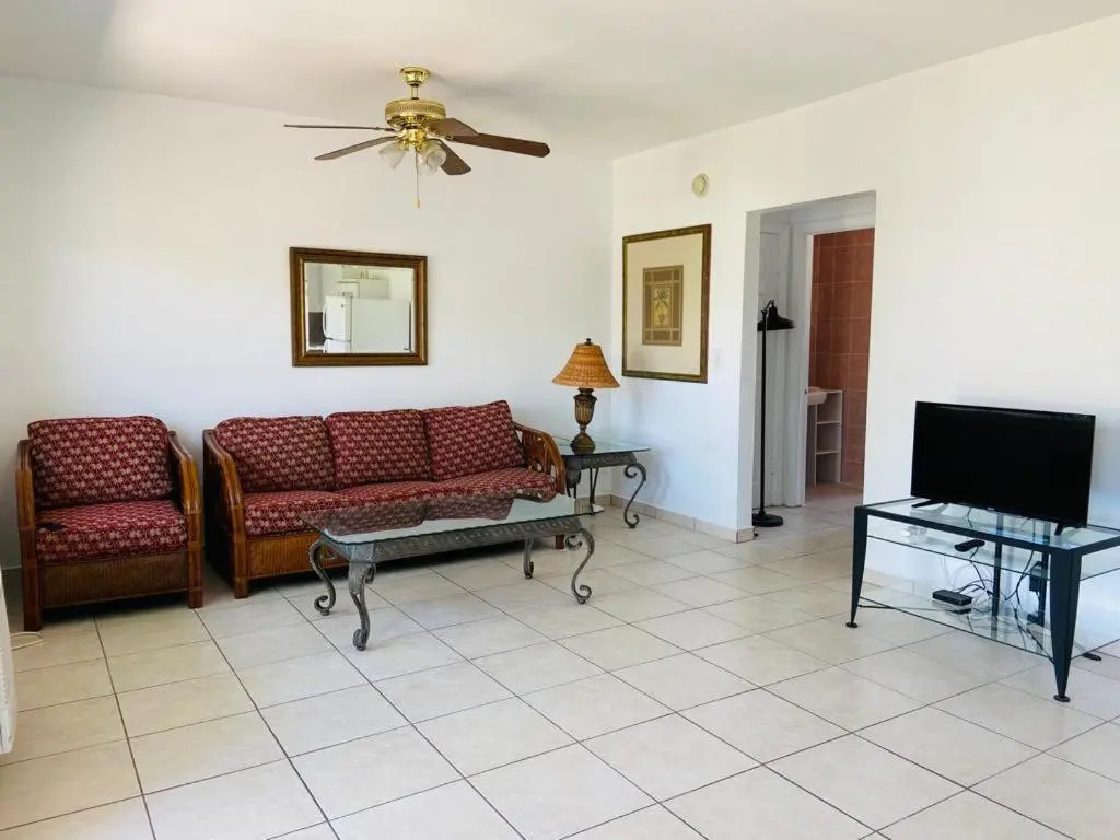 Beach Tide Motel