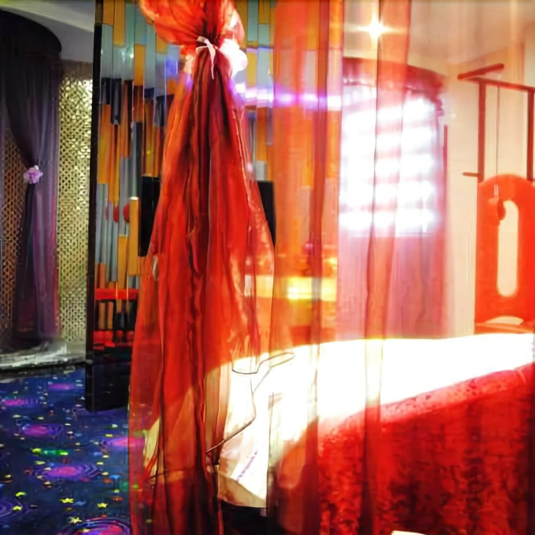 Chongqing Aichao Theme Hotel