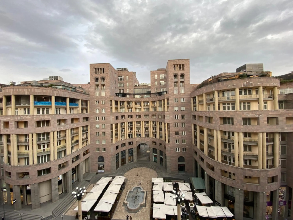 Northern Avenue, 3 bedrooms Luxury, Modern apartment HH842