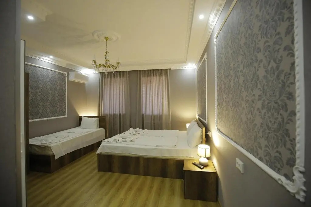 HOTEL COMFORT