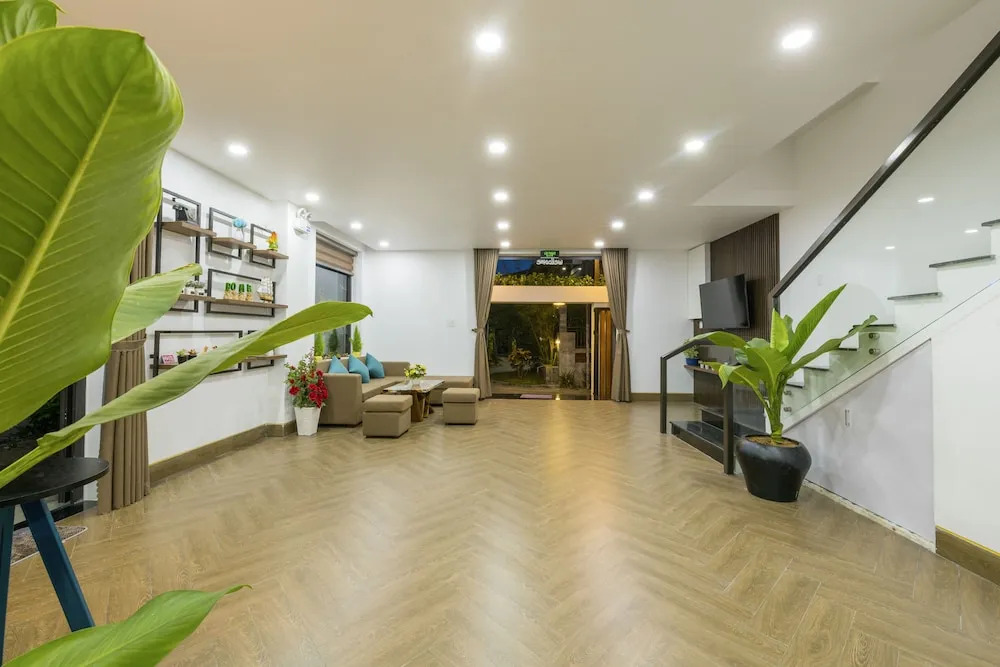 Lena Homestay