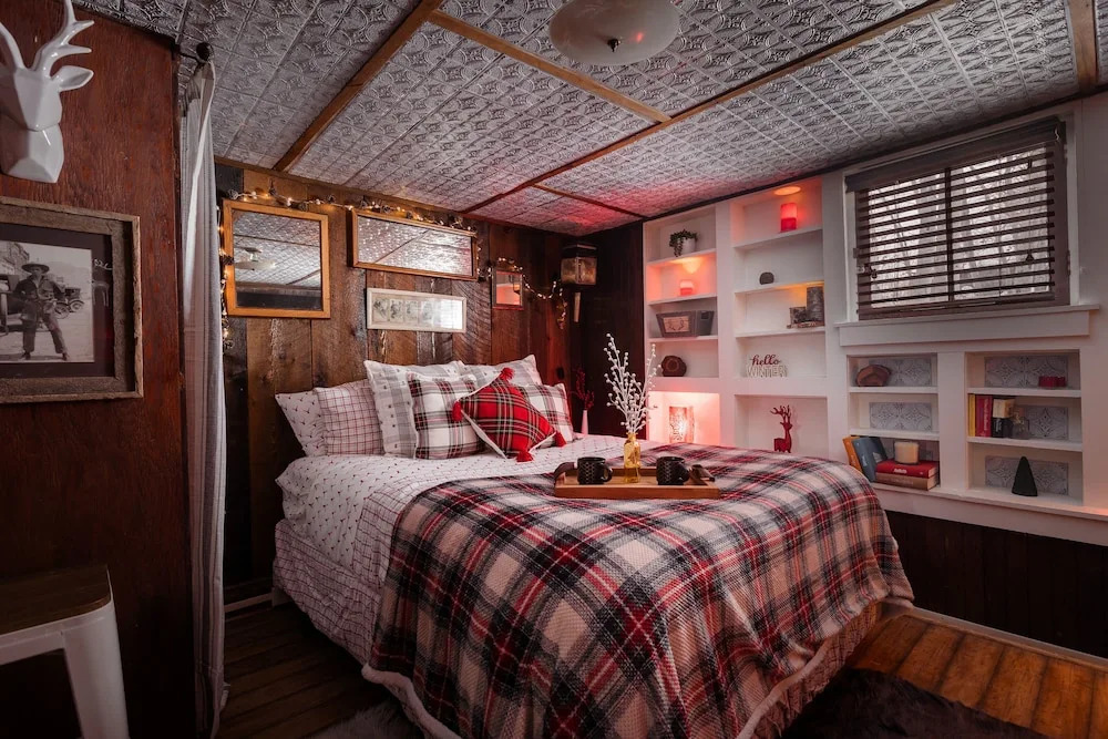Ski-in/ski-out Miners Cabin