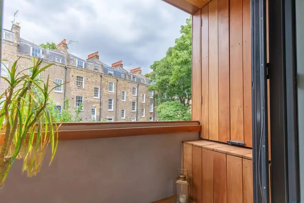 Ultra-modern 1 Bedroom in Angel With Balcony