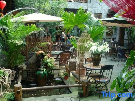 Yujian Homestay (Xia Da Student Apartment)