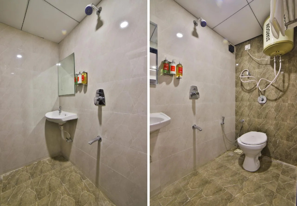 Hotel Blue Trio By OYO Rooms