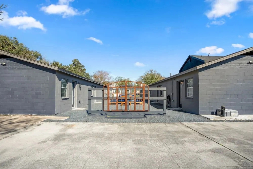 Gated Eado Studio Near Downtown NRG Med Center