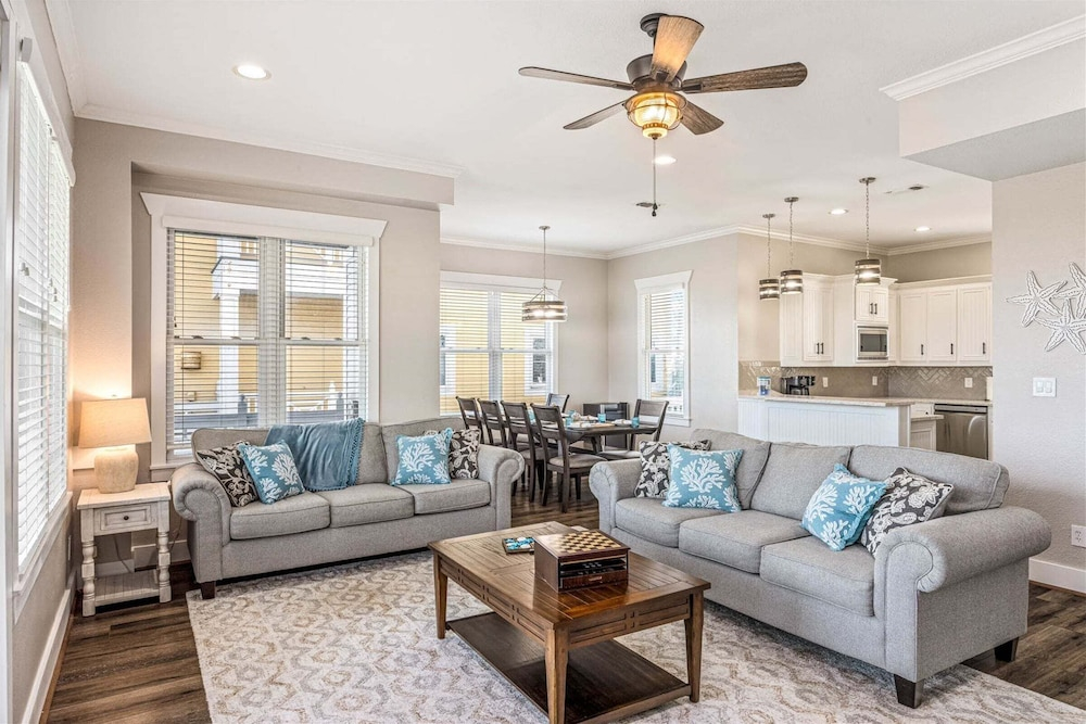 Blu Pearl 5 Bedroom Home