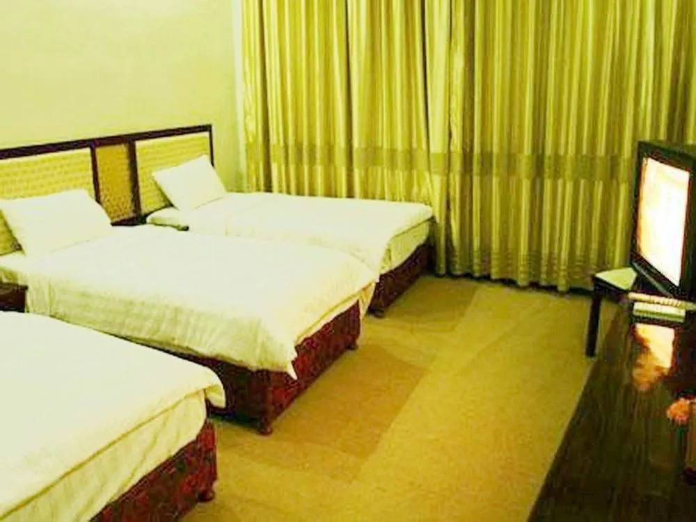 Wudangshan Shuidu Hotel