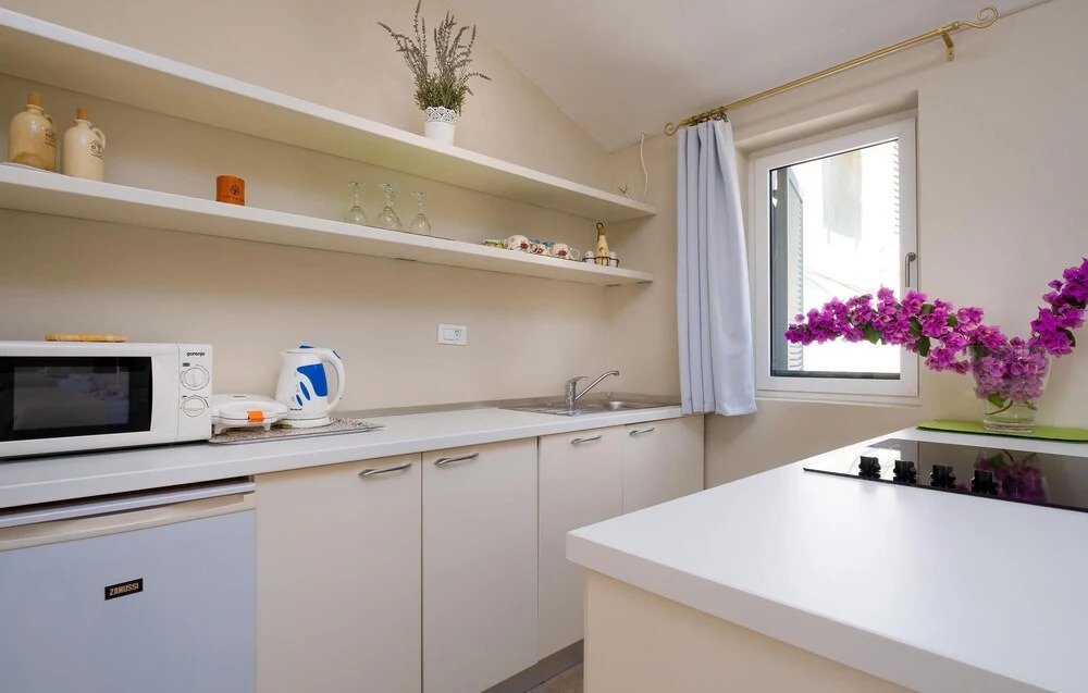 Nice Home in Lopud With 4 Bedrooms and Wifi