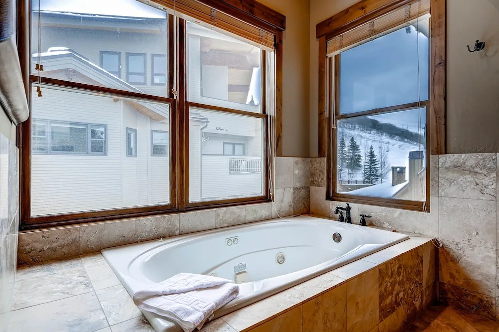 Mont Cervin Plaza by ResortQuest Park City