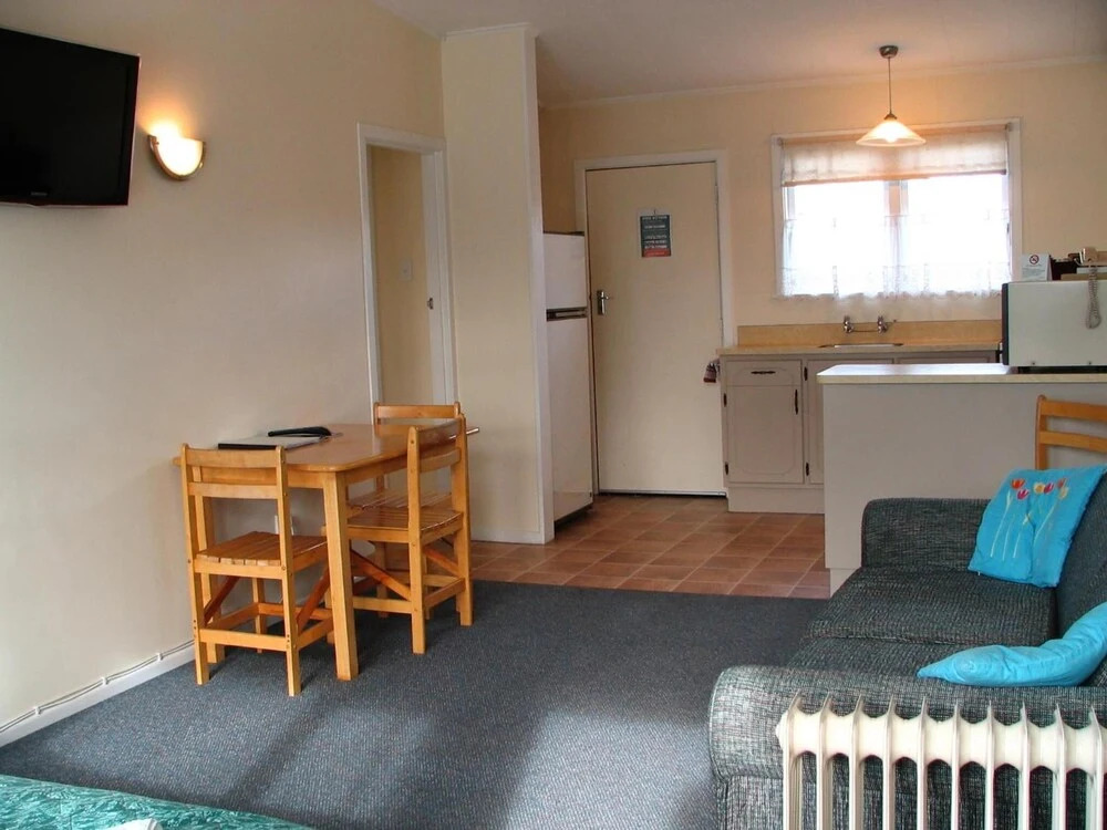 Frimley Lodge Motel
