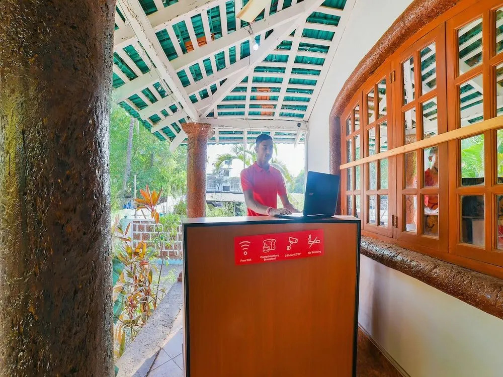 Oyo 35492 Solitude Resort
