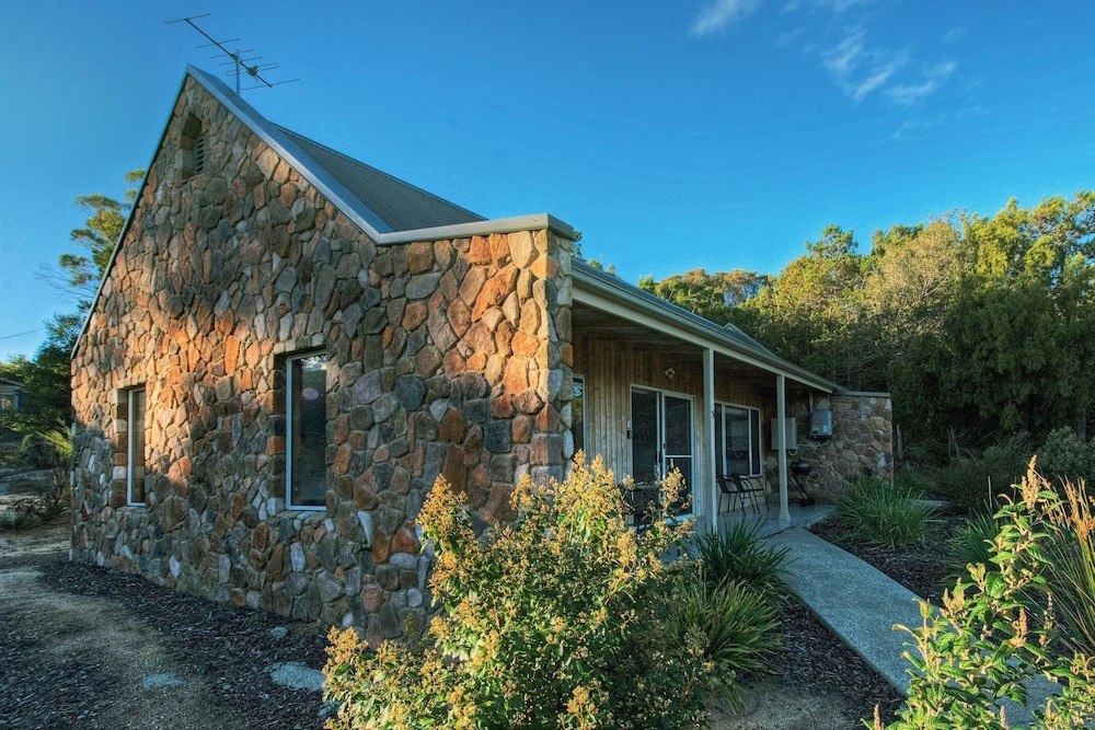 Freycinet Stone Studio 3 - Feldspar
