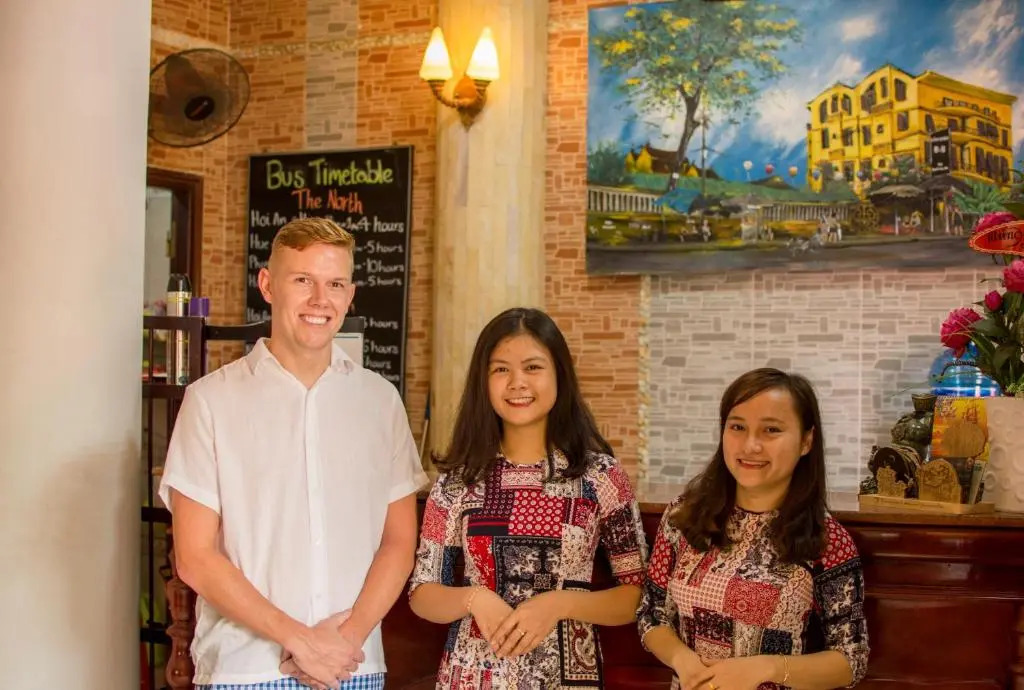DKs Backpacker Hotel