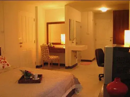 The Room Resort Apartment