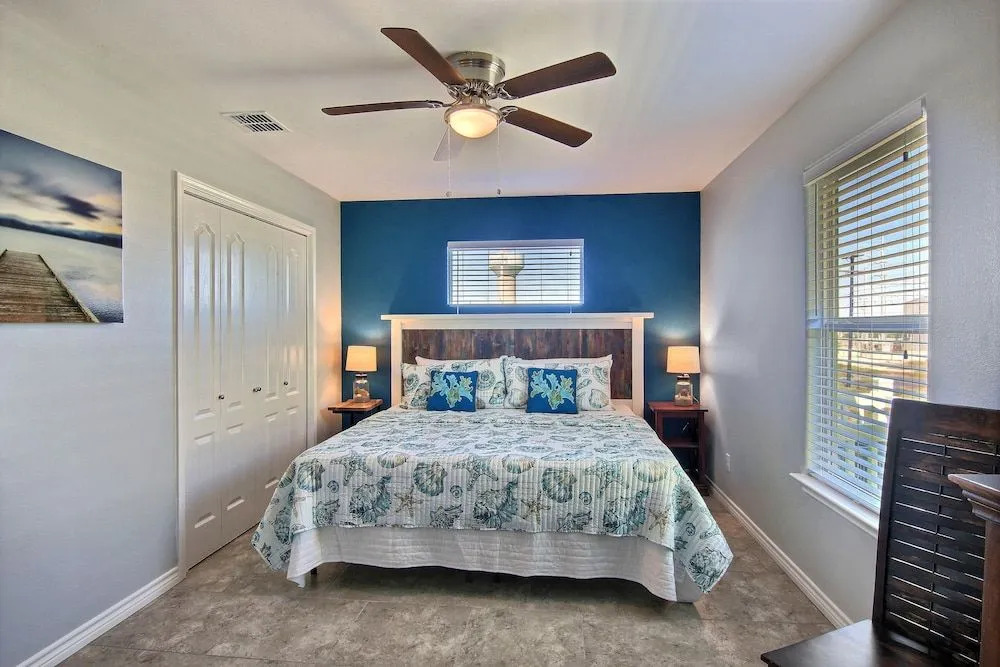 Seabbatical - 3 Br Home