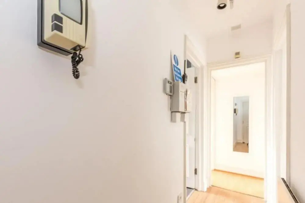 Eson2 - The South Kensington Loft