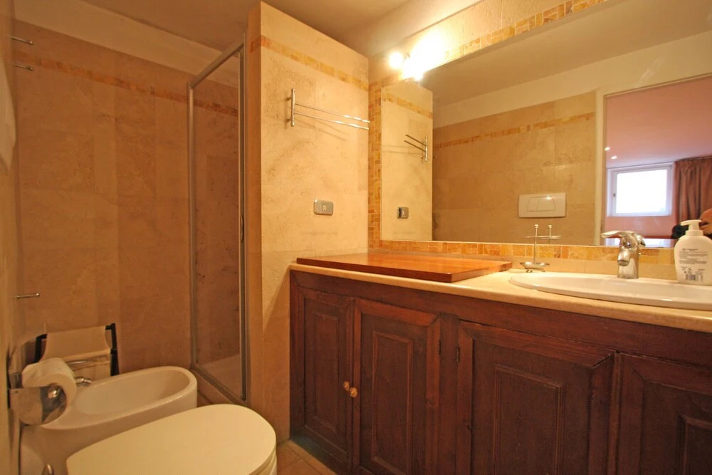 Travel & Stay - Chiavari