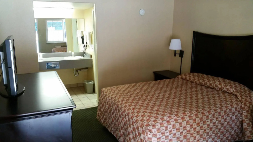 Town House Motel