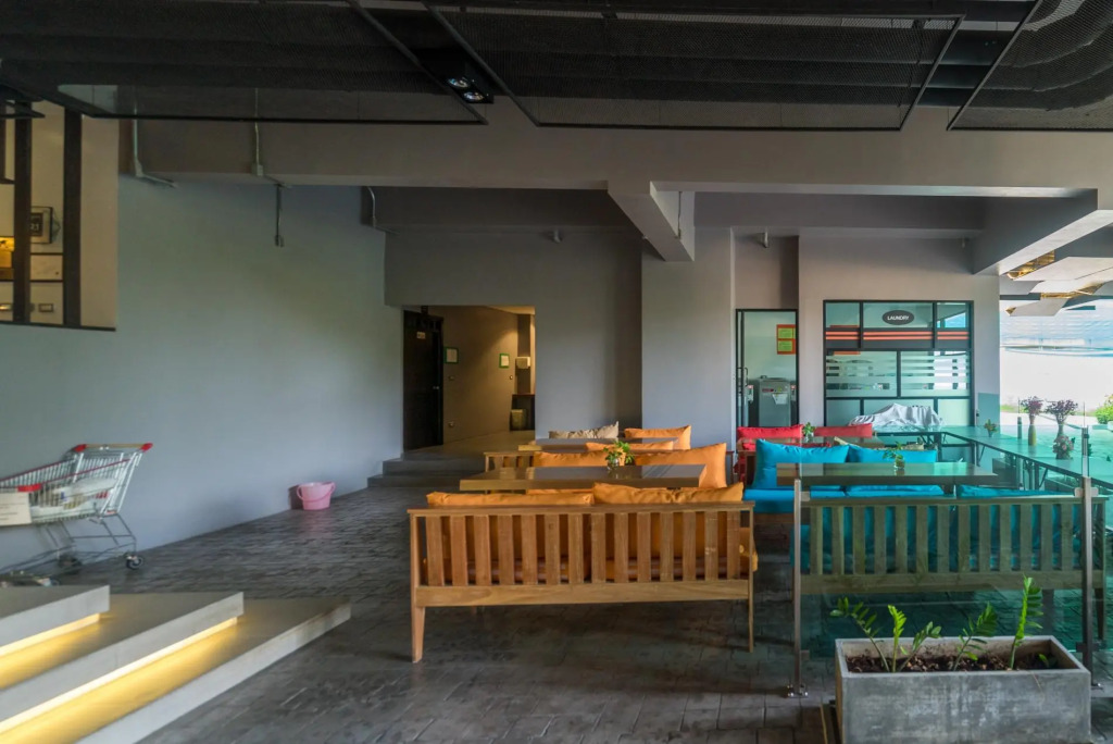 Et703 - Patong Great Condo for 4 People Open View Shuttle Pool and gym