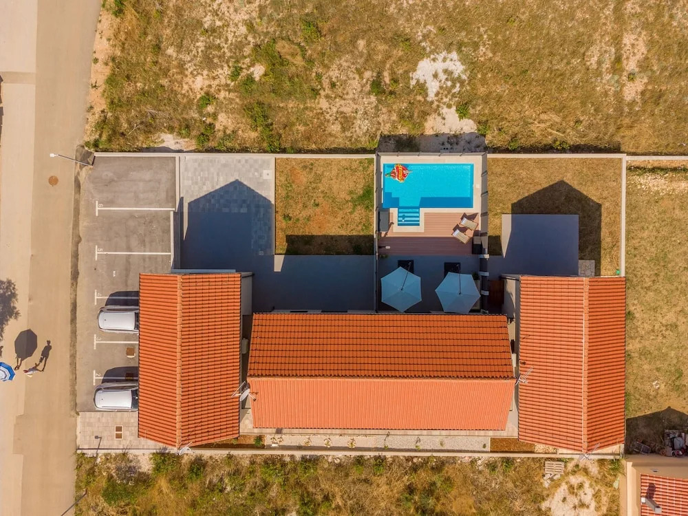 Villa NiA ZadarVillas