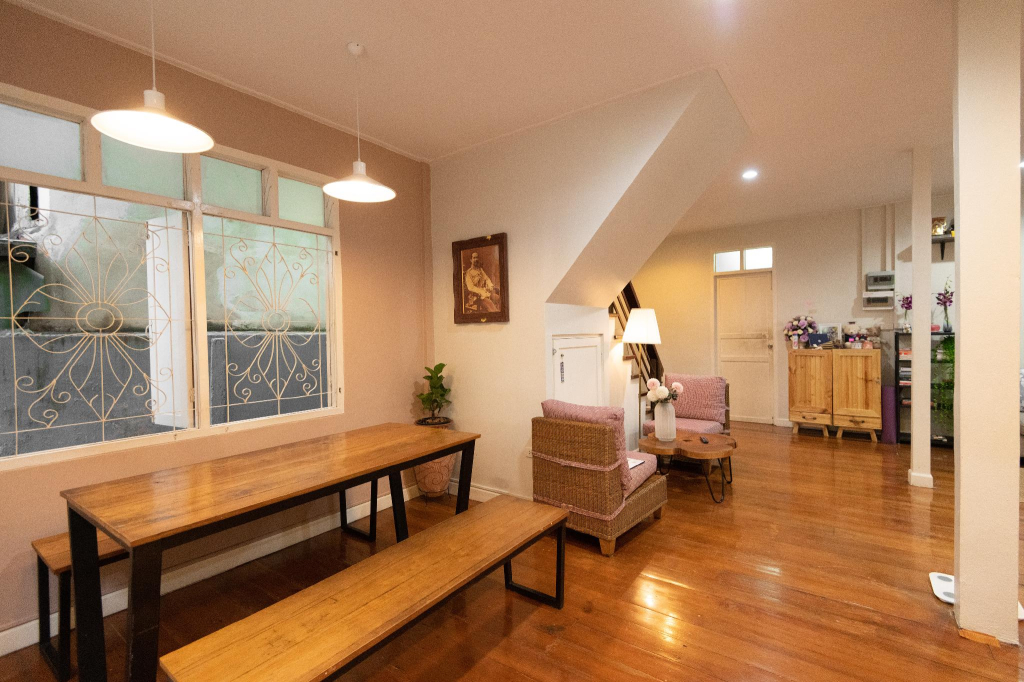 Dara Three Hostel ดาราตรี