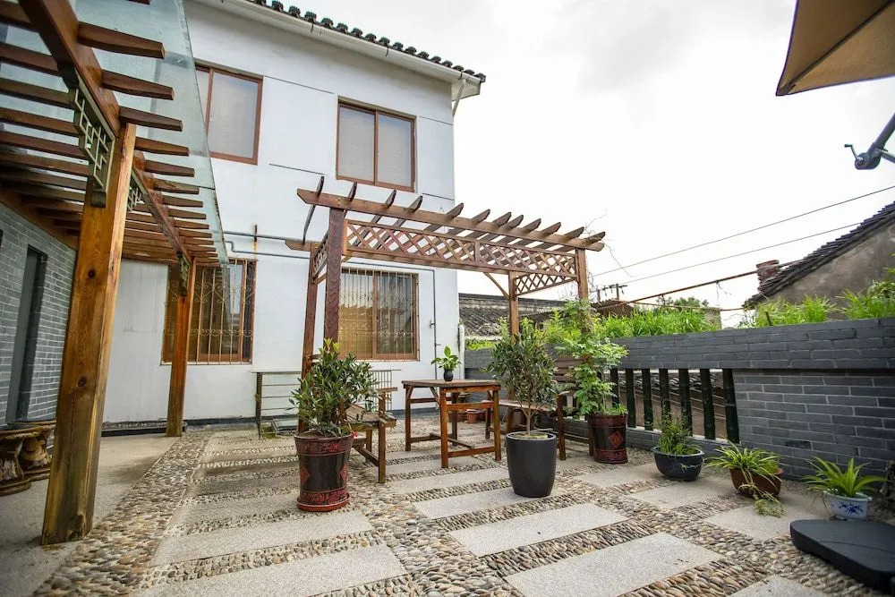 Suzhou Jade Snow Lodge