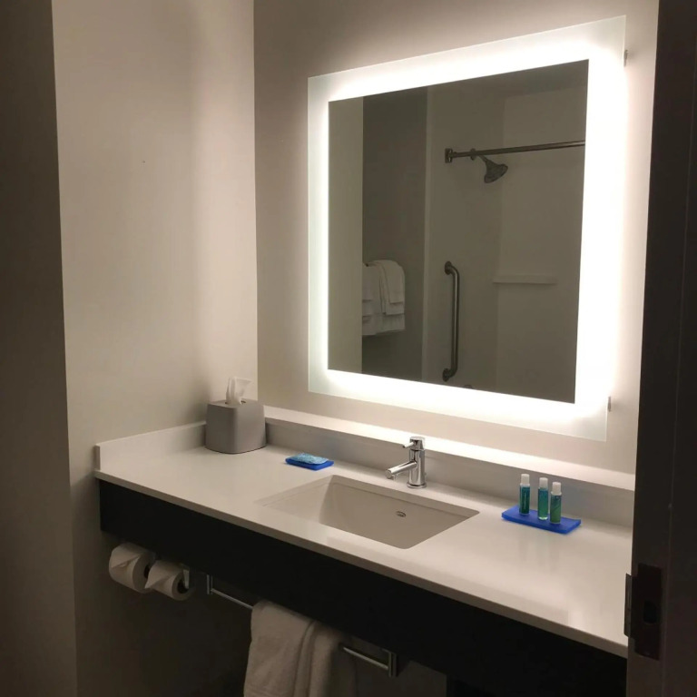 Holiday Inn Express Hotel & Suites Canton by IHG