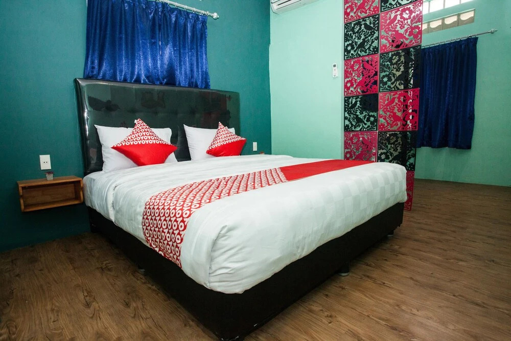 Sentosa Jaya Guest House by OYO Rooms