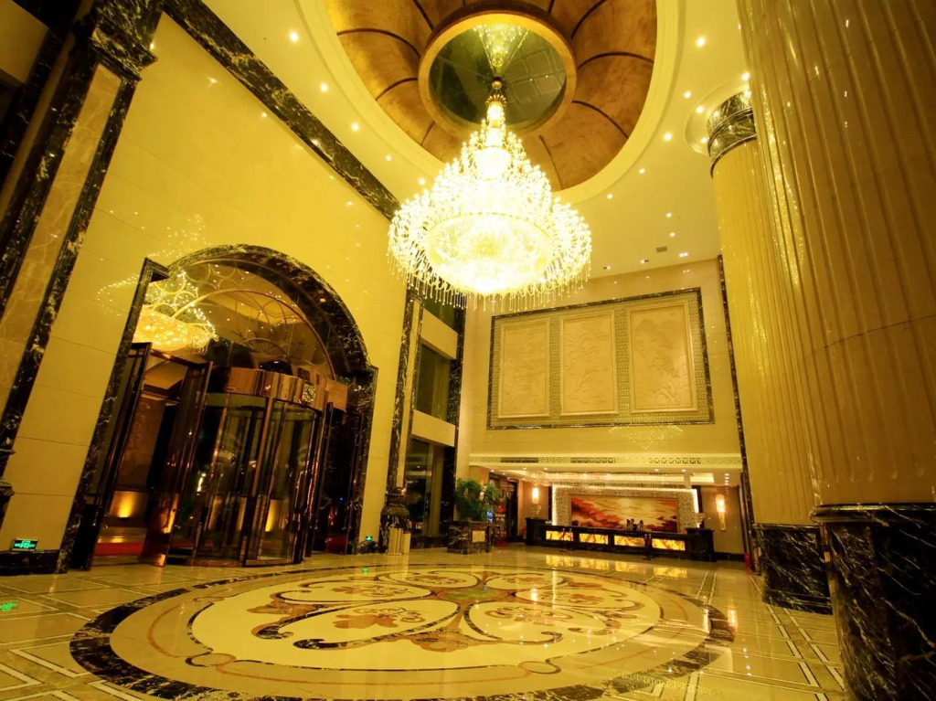 Chateau Star Sea Hotel