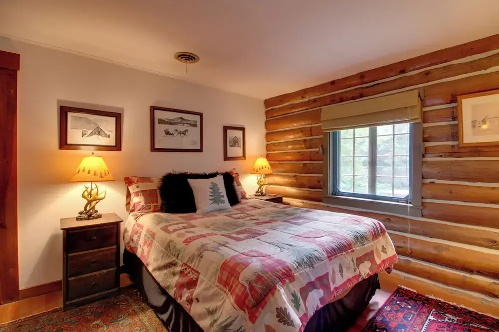 Award-winning Log Cabin, Top 5 in New England!
