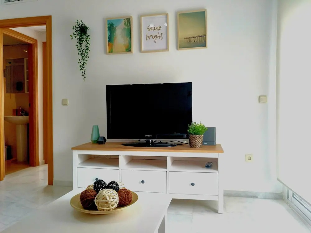 Seaview Fuengirola Apartment by JITKey