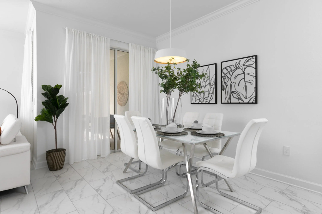 New Amazing townhome with Private Pool near Disney