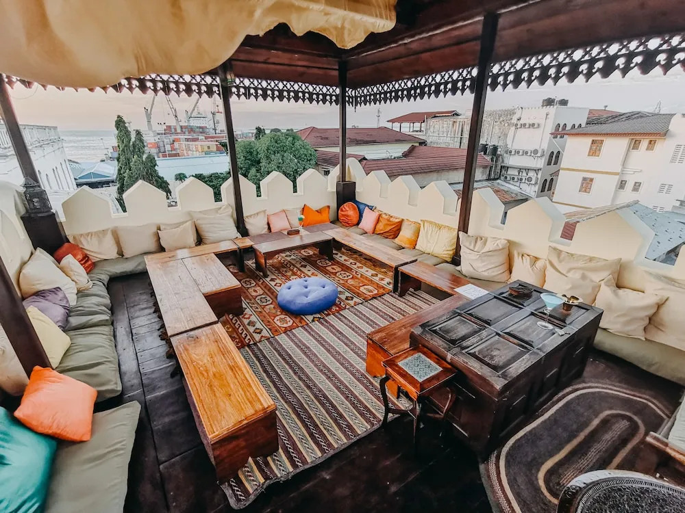 Kholle House