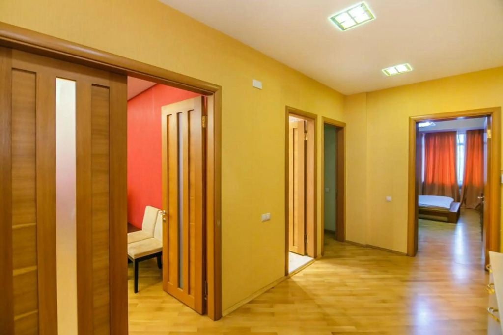 DANIEL Luxury Apartment on Nizami street