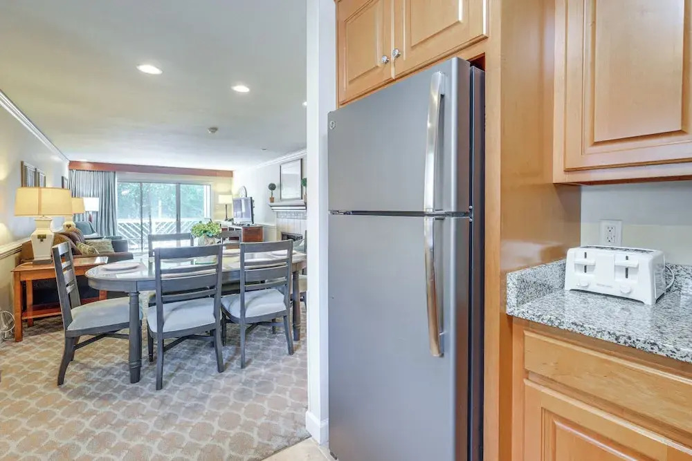 Resort Condo w/ Marina Access in Williamsburg!