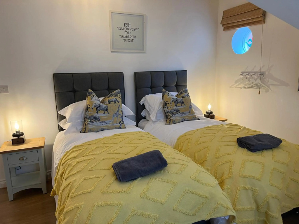 Exmouth Luxury Coastal Boutique Town House