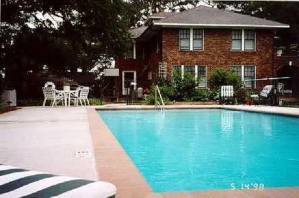 Far View - A Bed & Breakfast Estate