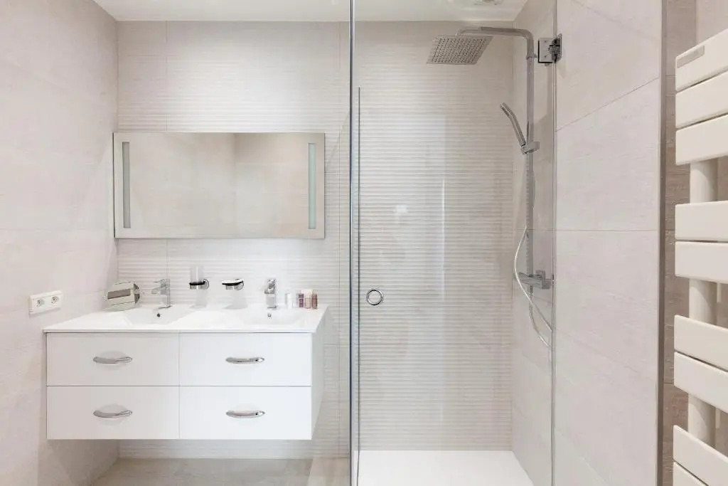 Mariott Area: Sunny 2 Beds /2 Baths