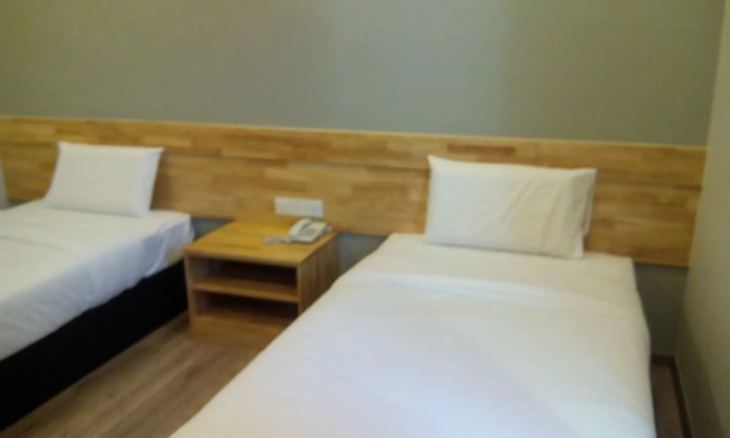 JQ Suria 18 Hotel