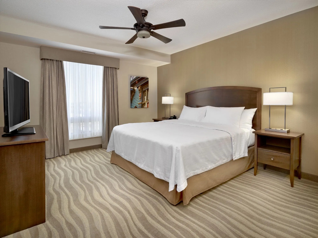 Homewood Suites by Hilton Halifax - Downtown