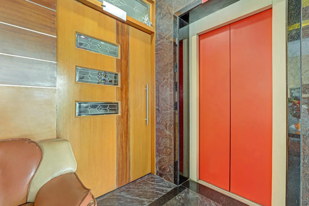 OYO Flagship 76921 Hotel Sakthi Park Inn