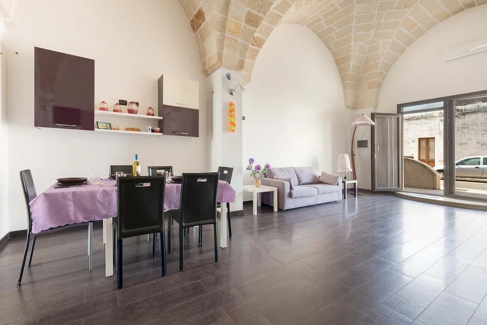 2094 La Dolce Vita Suite