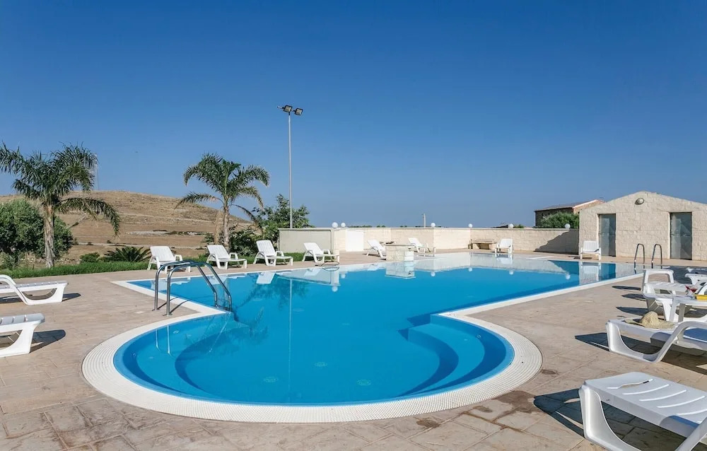 Lovely Home In Ragusa With Outdoor Swimming Pool