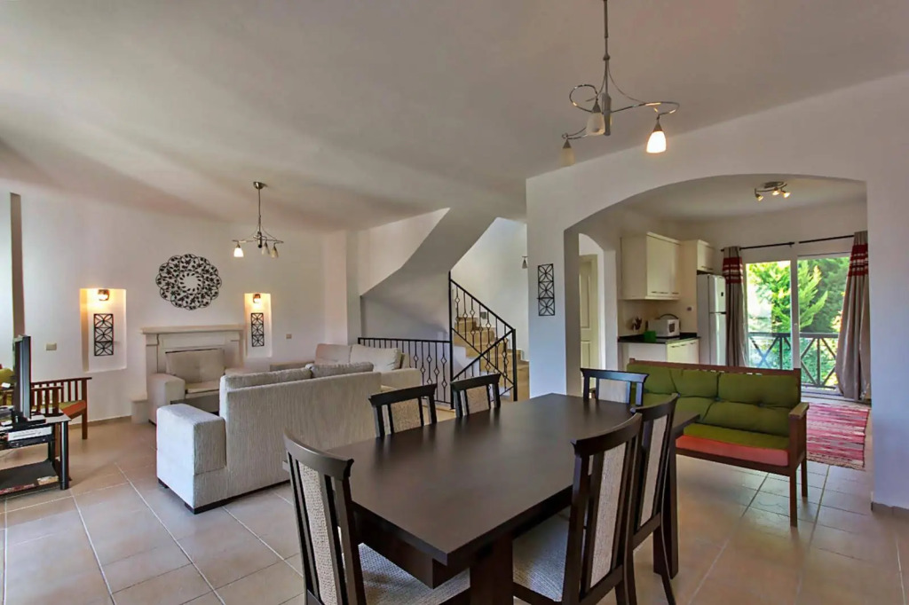 Derin Vadi Sitesi