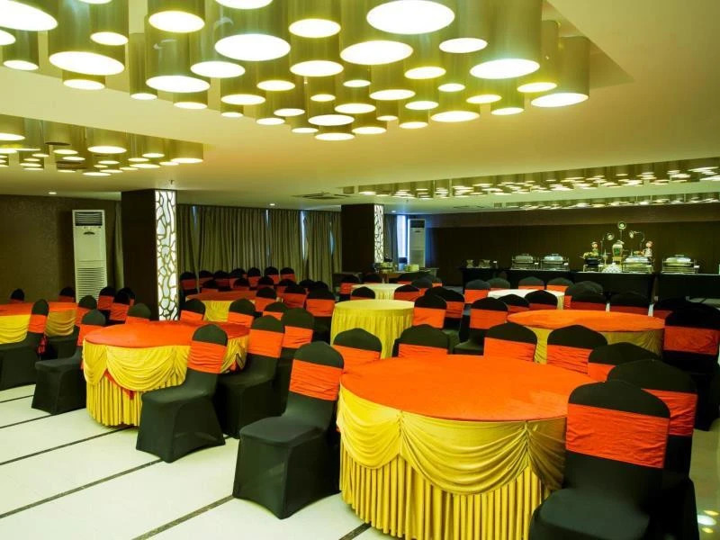 Milestone Hotel And Banquets