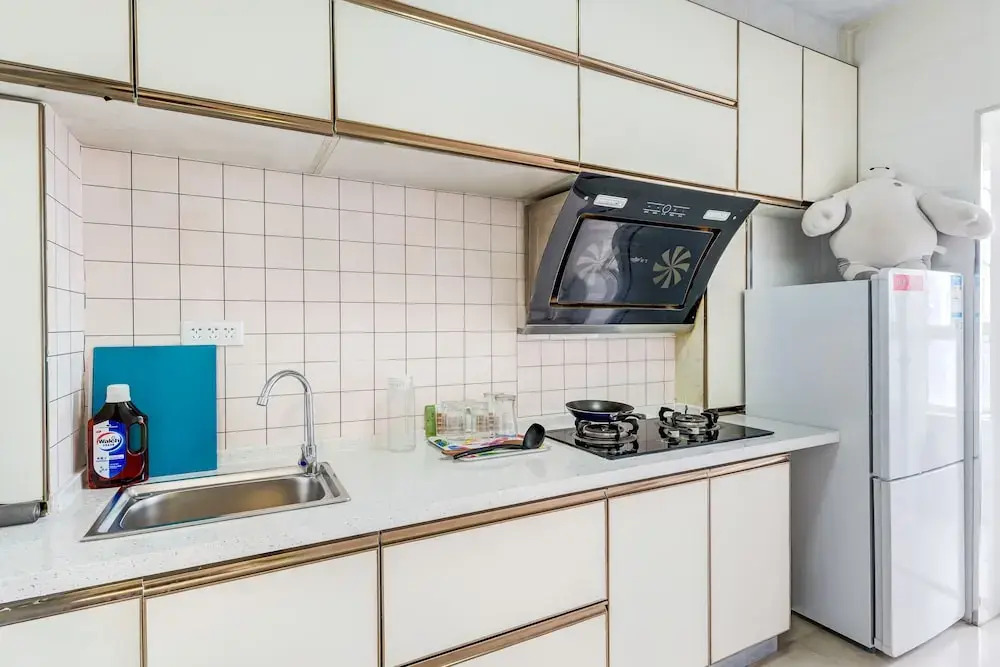 Shark Apartment